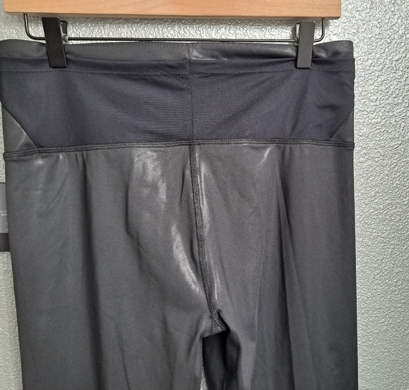 NWT Cycle House Shiny Black Workout Leggings    Size XL - Picture 4 of 10